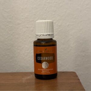 Young Living Essential Oils – Cedarwood 15 mL